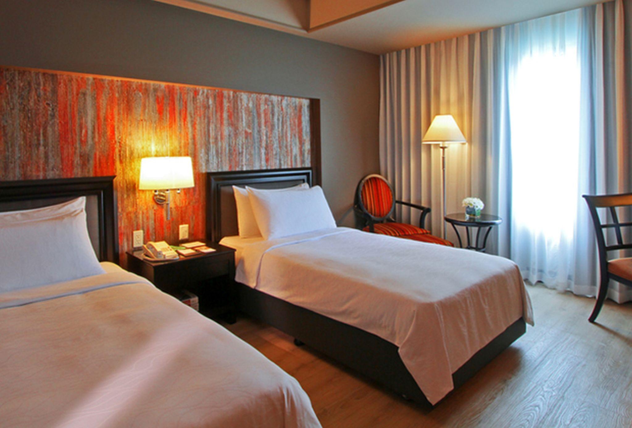 The Bellevue Manila Otel Muntinlupa City Dış mekan fotoğraf