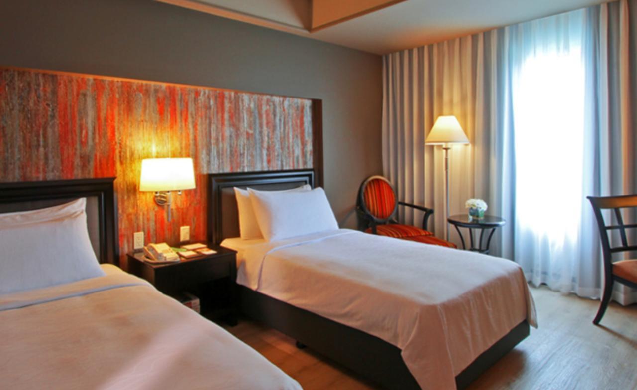 The Bellevue Manila Otel Muntinlupa City Dış mekan fotoğraf
