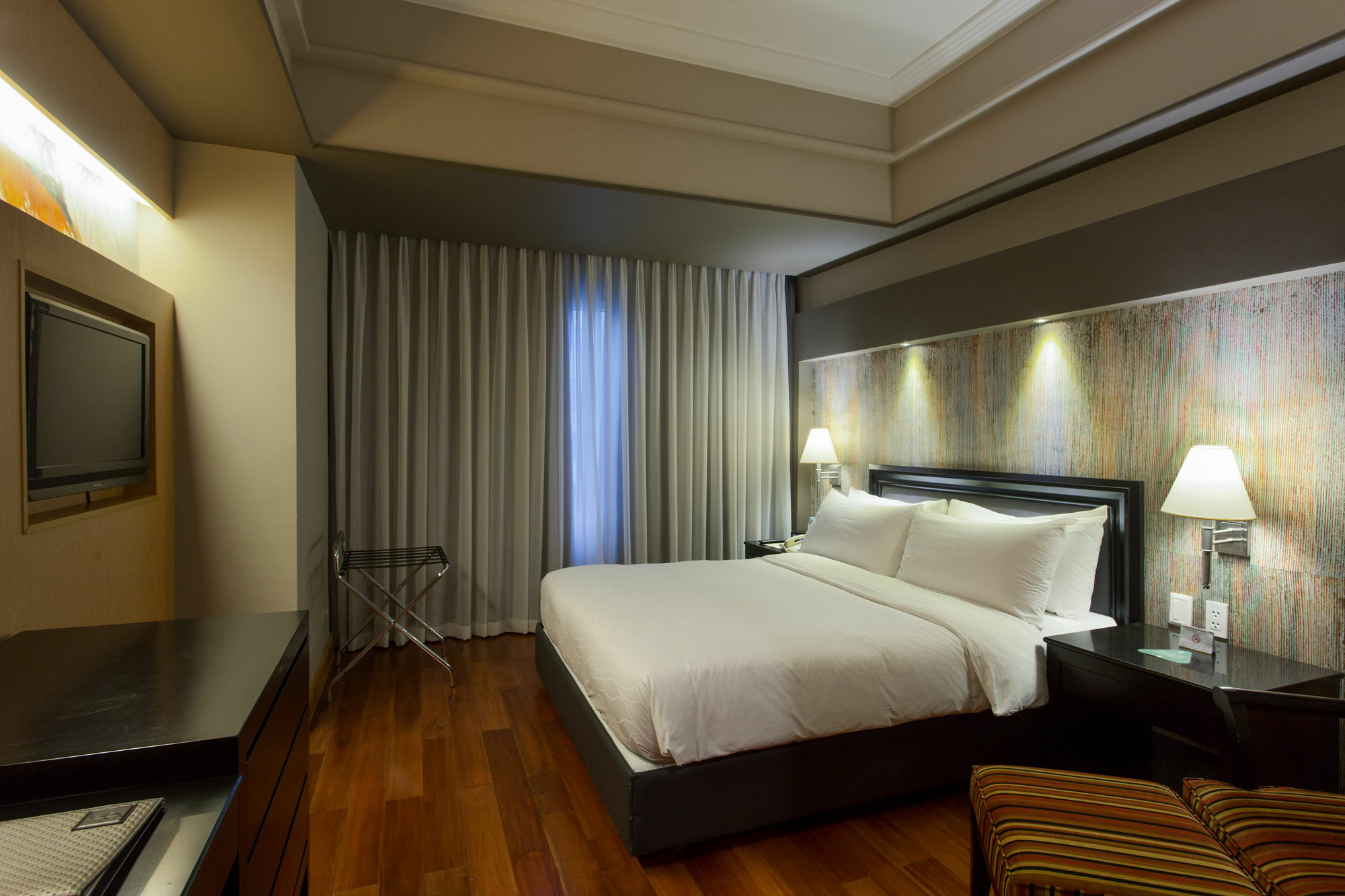 The Bellevue Manila Otel Muntinlupa City Dış mekan fotoğraf