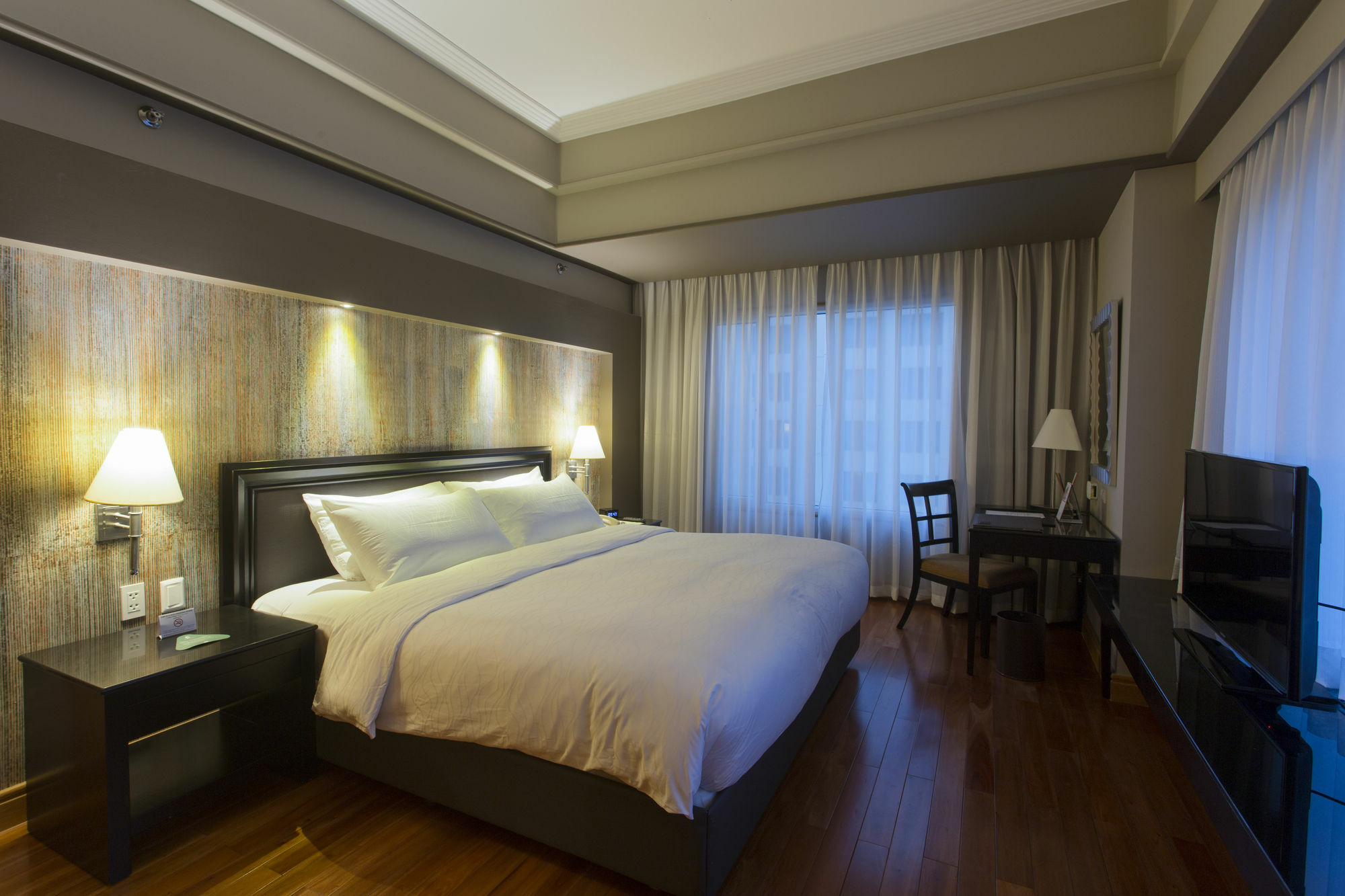 The Bellevue Manila Otel Muntinlupa City Dış mekan fotoğraf