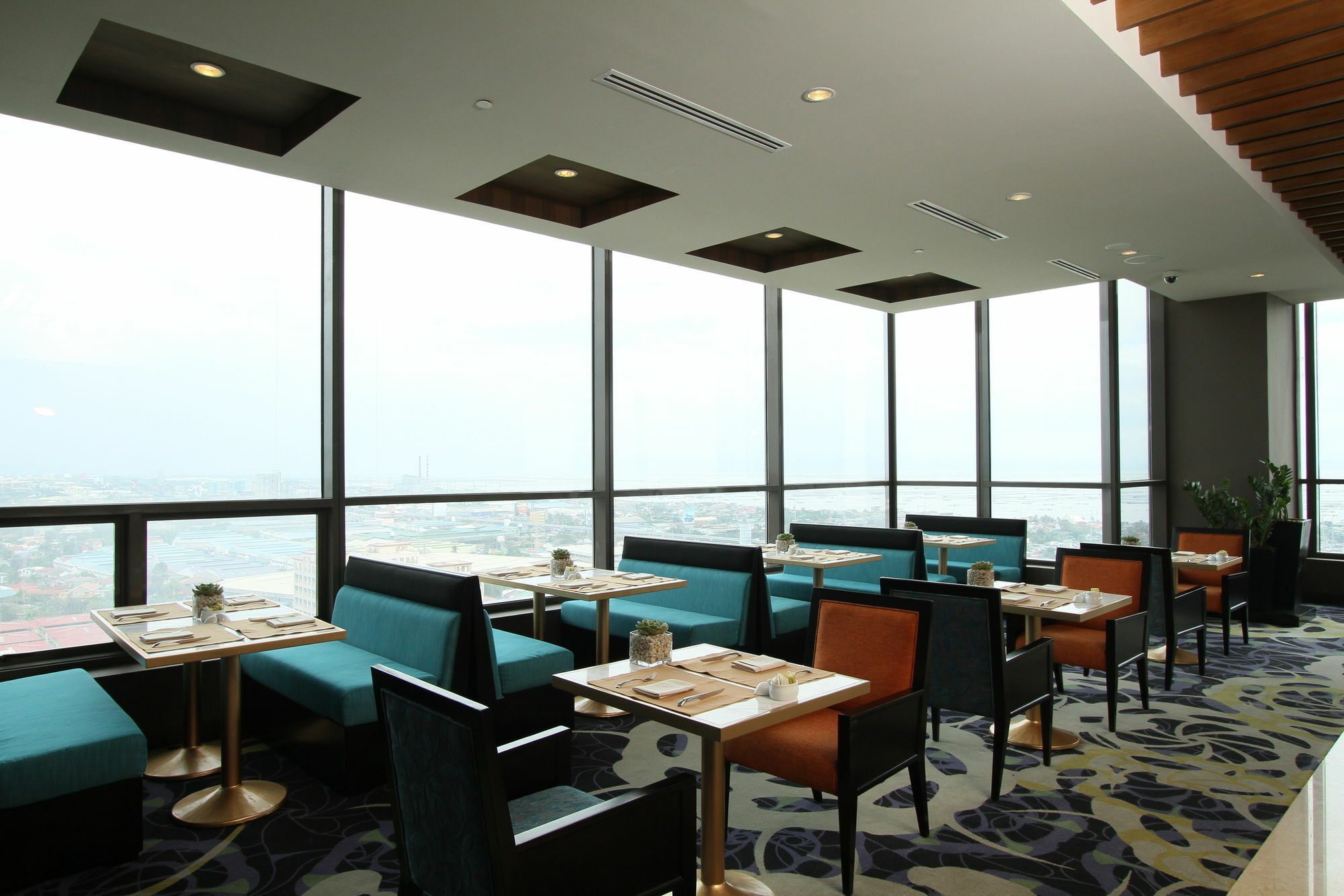 The Bellevue Manila Otel Muntinlupa City Dış mekan fotoğraf
